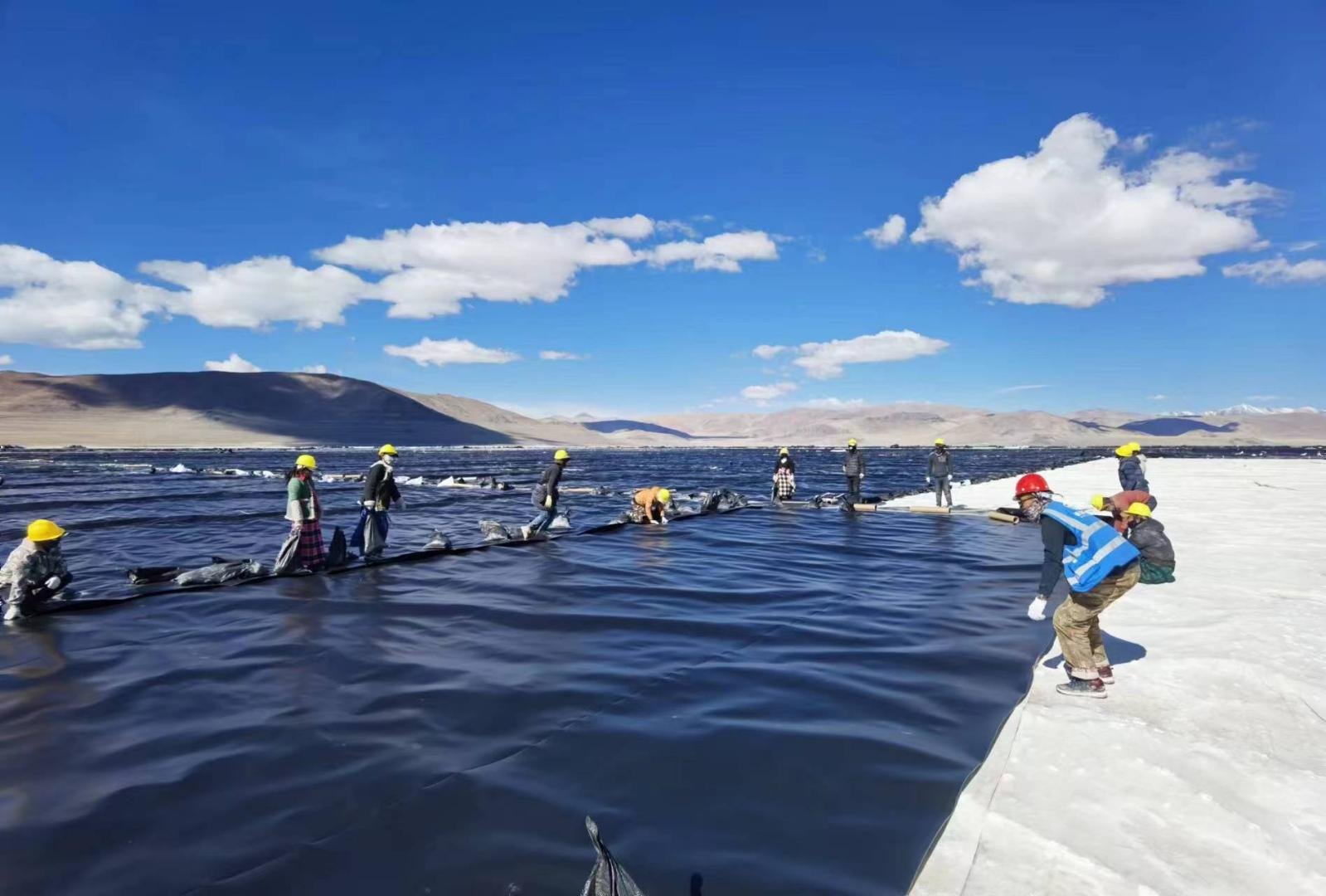 高原之上 信念如炬|【项目风采】西藏扎布耶盐湖绿色综合开发利用万吨电池级碳酸锂防渗系统修复项目